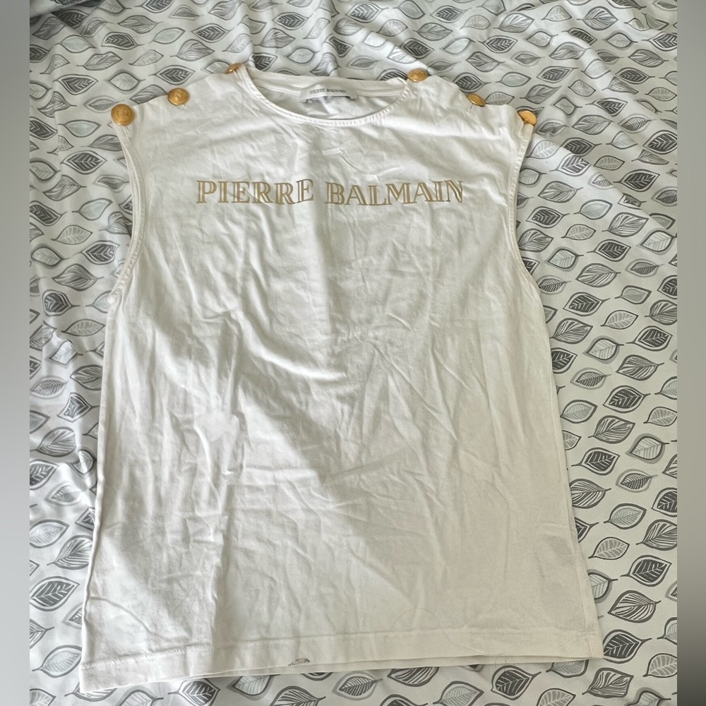 Balmain Tshirt with gold buttons